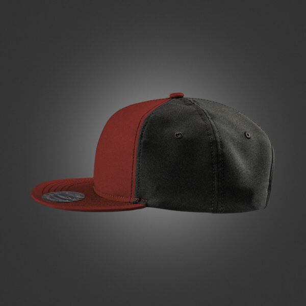 Darwin’s Cap – Dual Tone Bordo And Jet Black